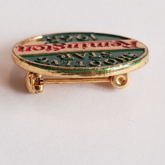 Vintage Remington pin brooch 1965 Shooting Star Hat Cap Clay Skeet - Picture 8 of 10